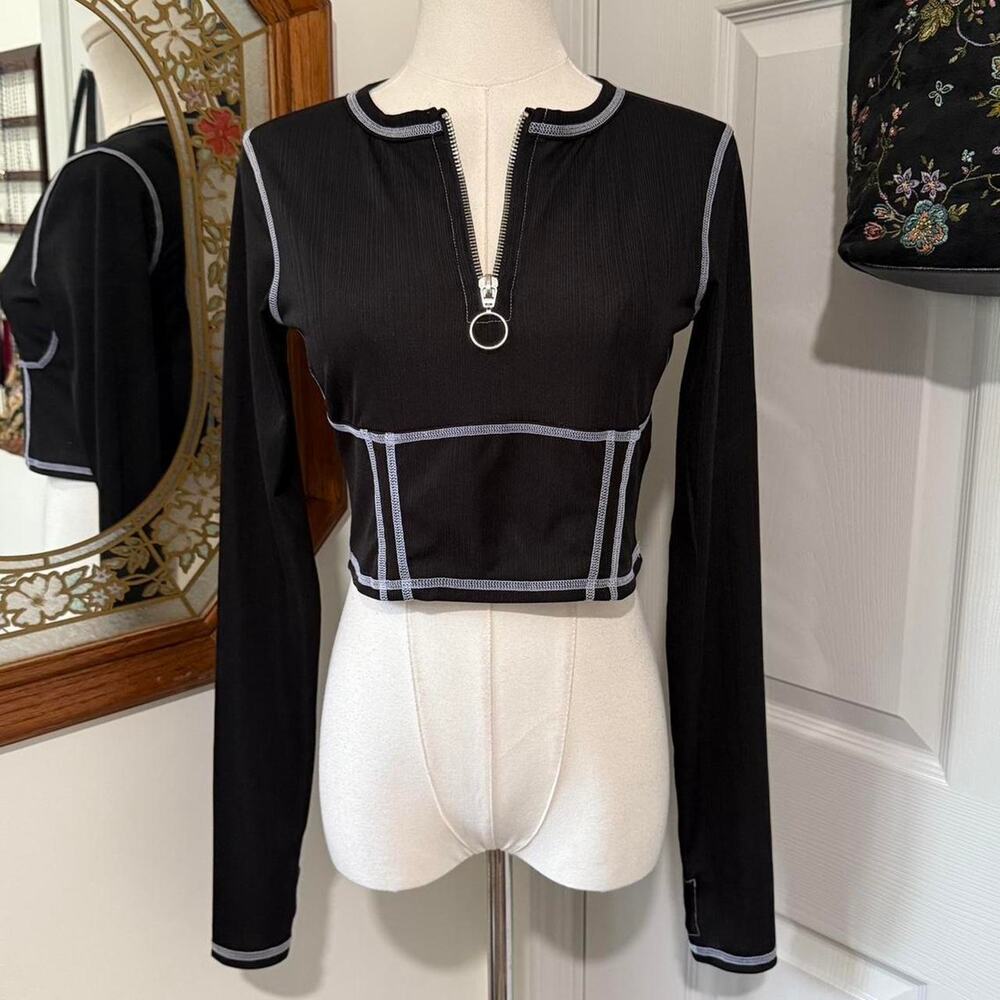 Poster Girl Black & White Contrast Stich Zip Up Long Sleeve Crop Top w Boning S